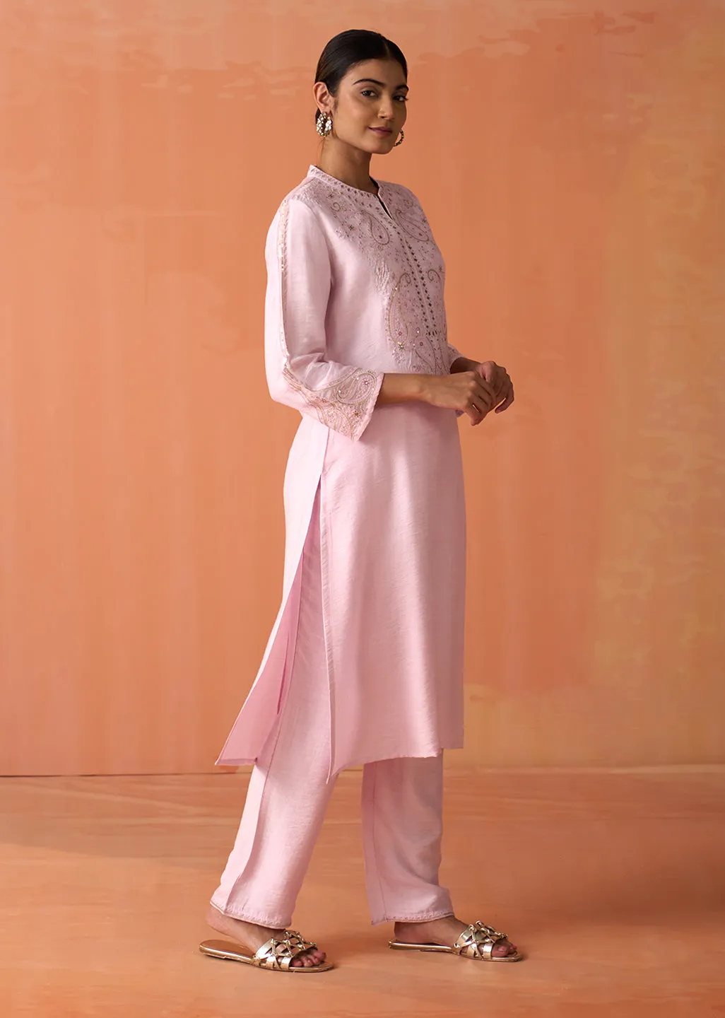 Arziya Pink Embroidered Rayon Kurta Set for Women