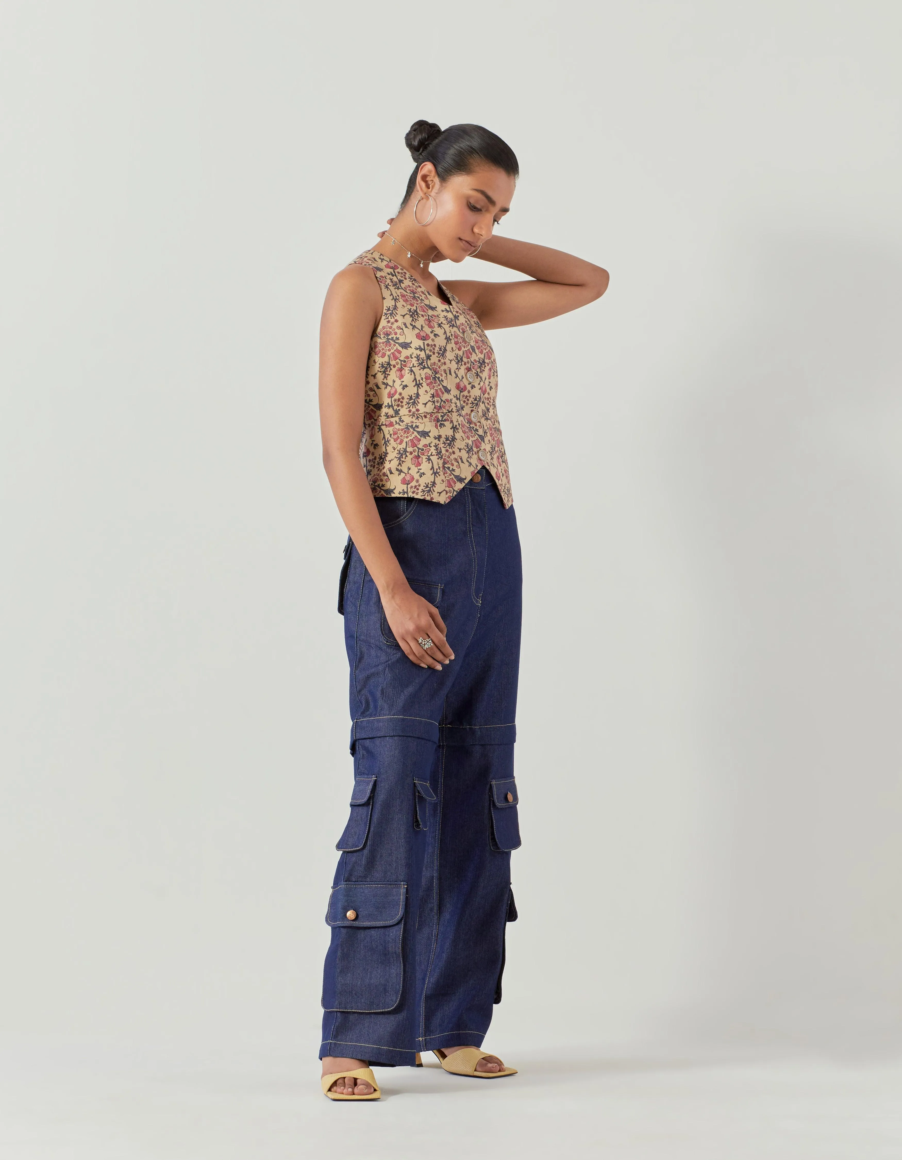 Lamara- Waist coat