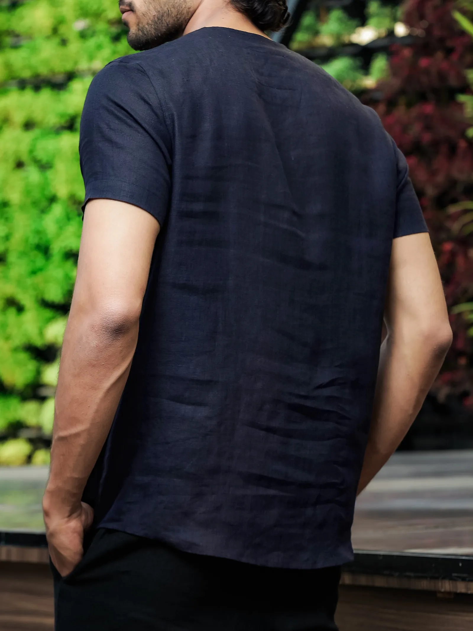 Simon - Pure Linen Stitch Detail Short Sleeve T-Shirt - Dark Blue