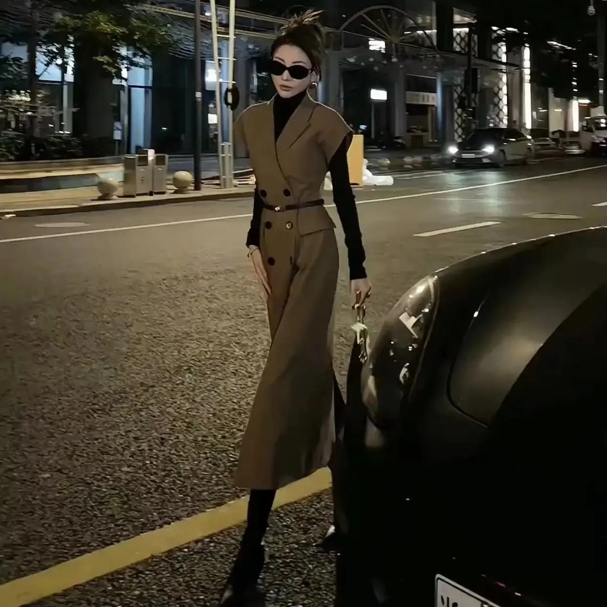 Trend4us Women's Chic Sleeveless Belted Trench Dress